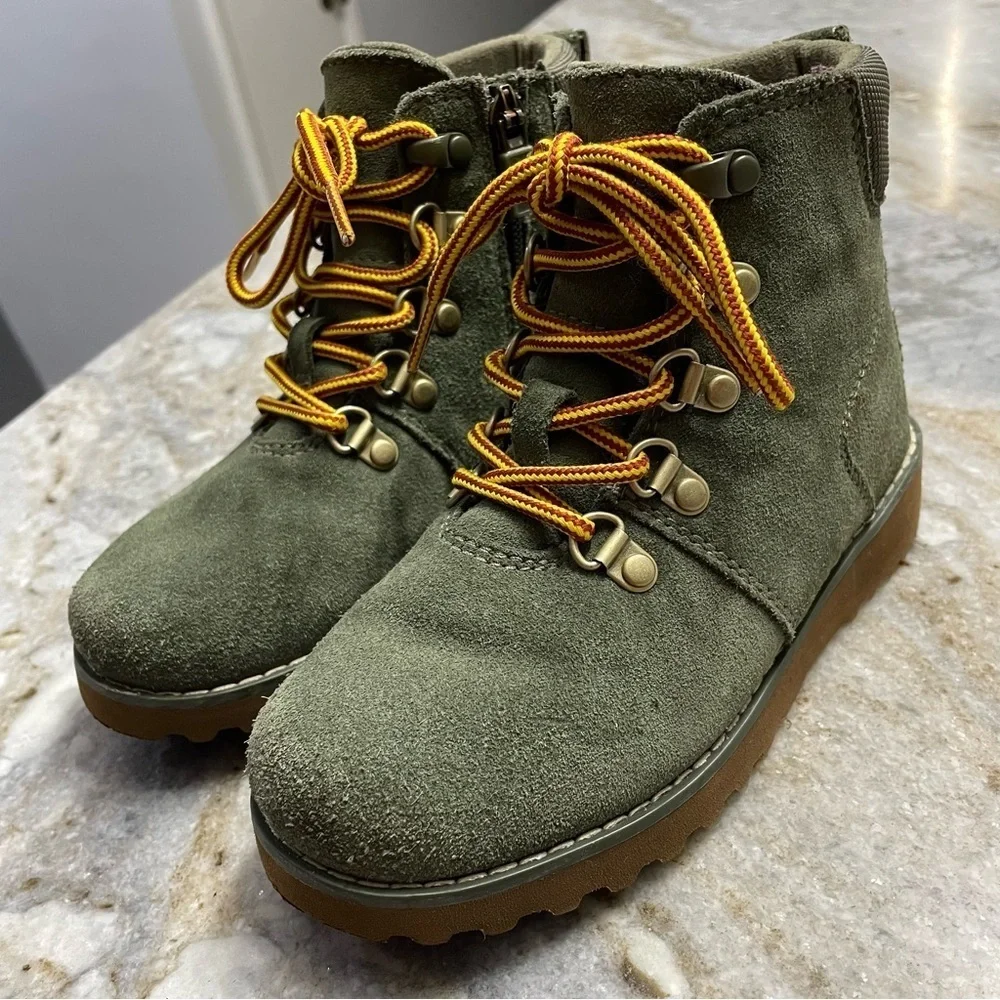 Kids' UGG K Hilmar CWR Olive 1094479K Waterproof Boots Toddlers Size 12
